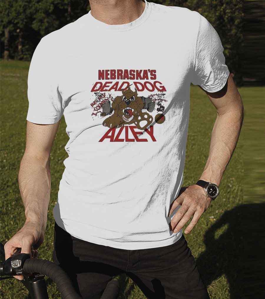 Nebraska’s Dead Dog Alley Big Red Country Vintage T-Shirt
