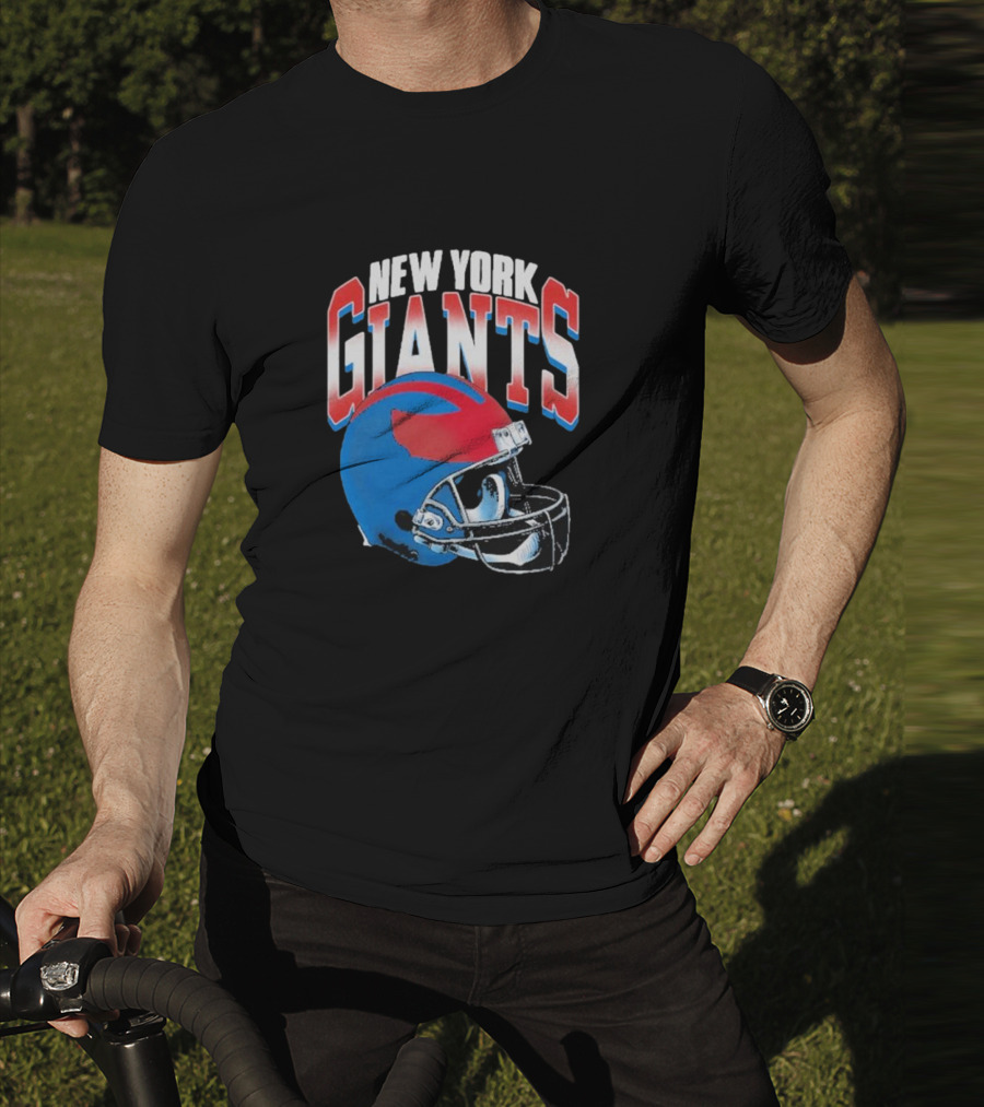 New York Giants NFL Helmet Gradient T-Shirt