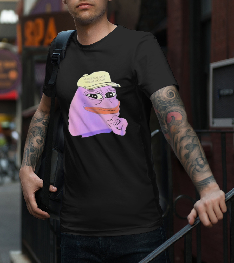 Purple Pepe Make Solana Great Again Hat T-Shirt