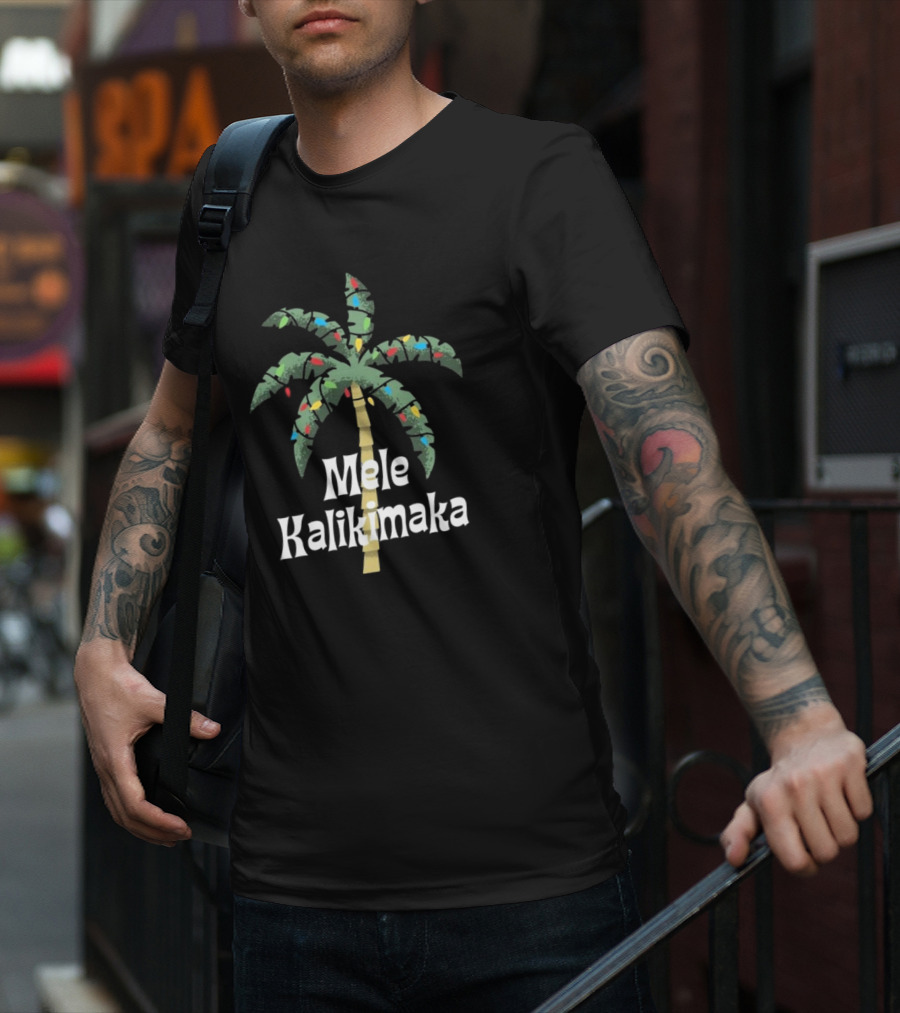Mele Kalikimaka Christmas Palm Tree With Holiday Lights T-Shirt