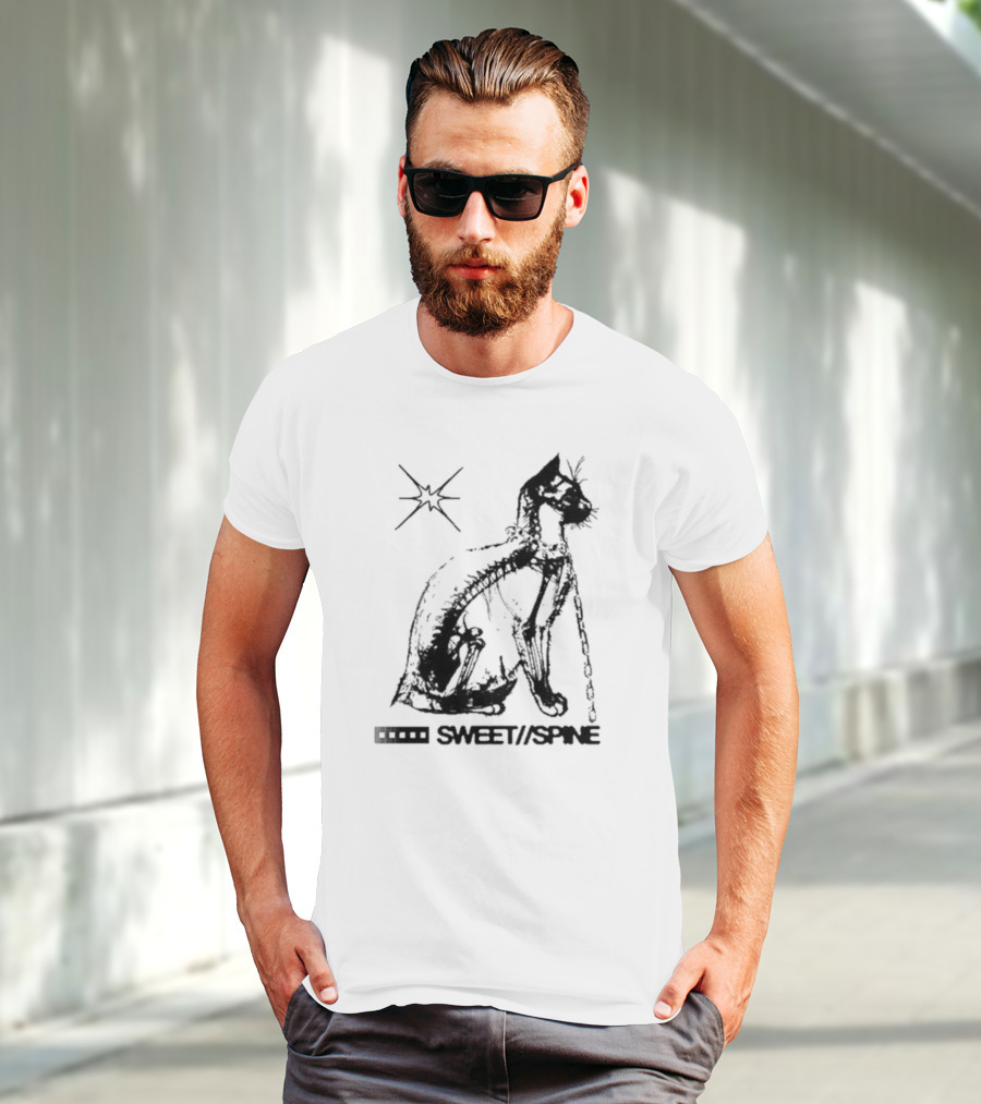 SWEET//SPINE Cat With Starburst And Chain Detail T-Shirt