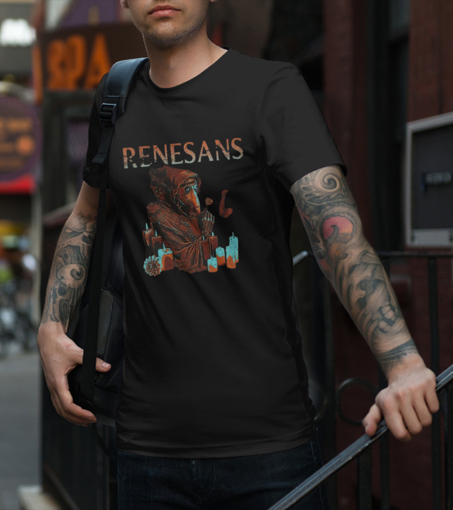 Renesans Plague Doctor Surrounded By Candles T-Shirt