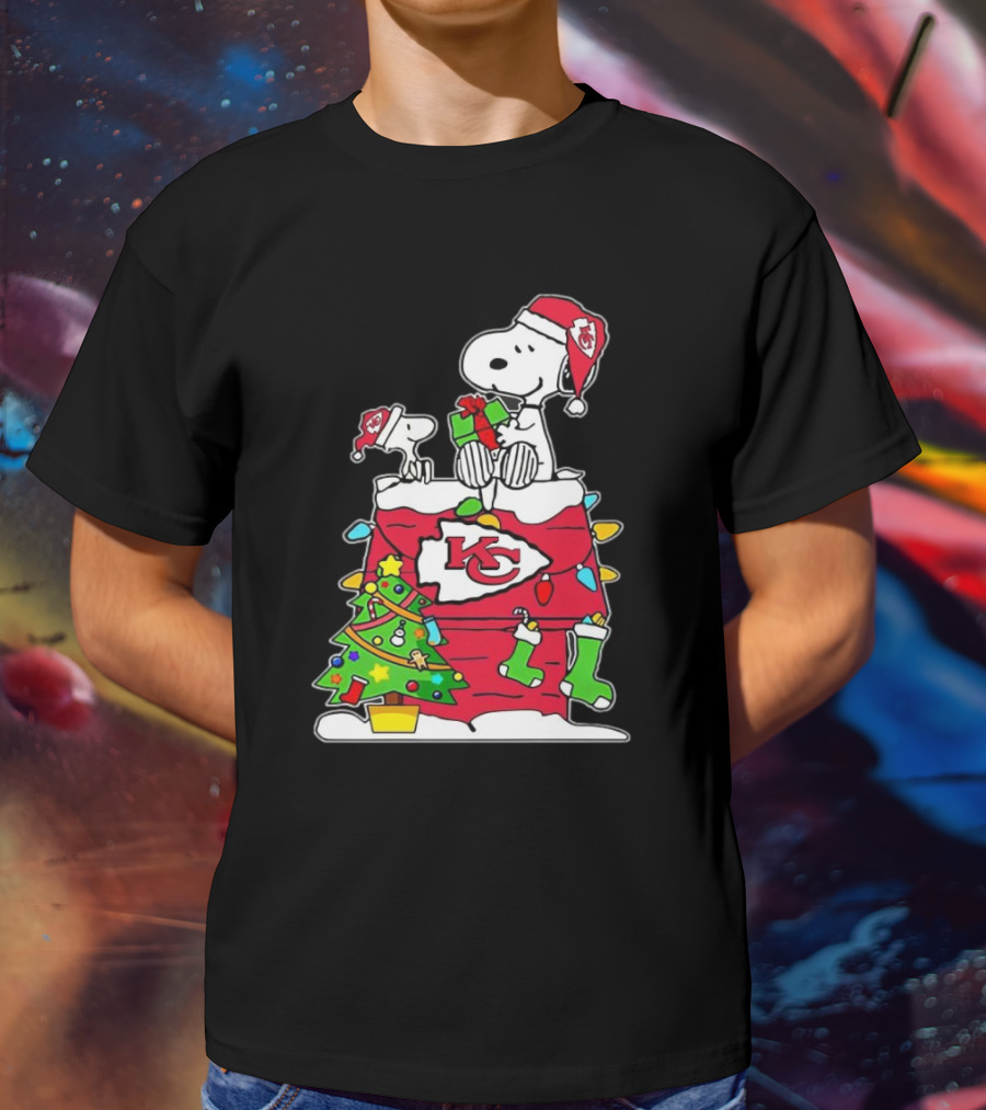 NFL Kansas City Chiefs Snoopy Woodstock Christmas Tree T-Shirt
