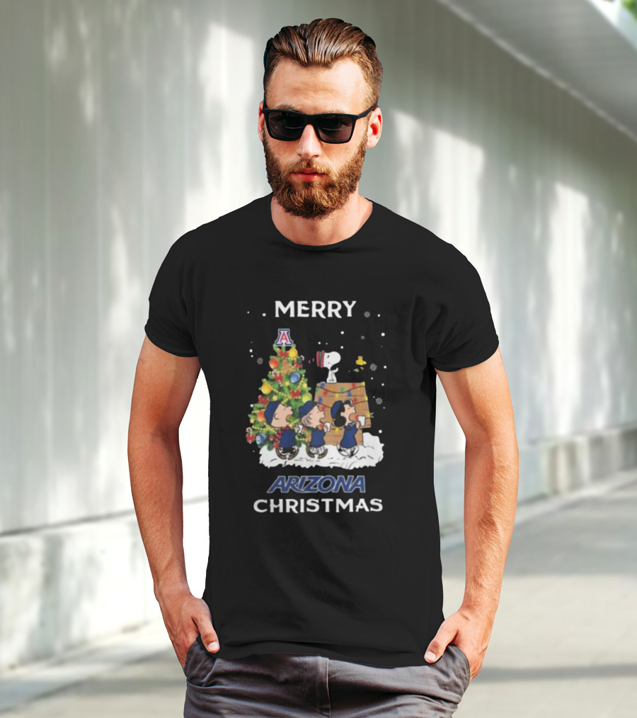 Arizona Wildcats Snoopy Peanuts Merry Christmas Tree T-Shirt