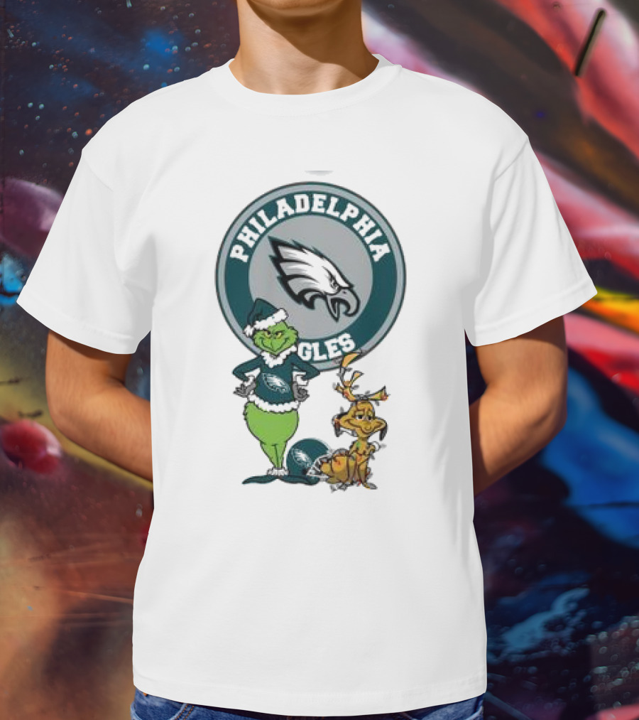 Grinch And Max Philadelphia Eagles Merry Christmas T-Shirt