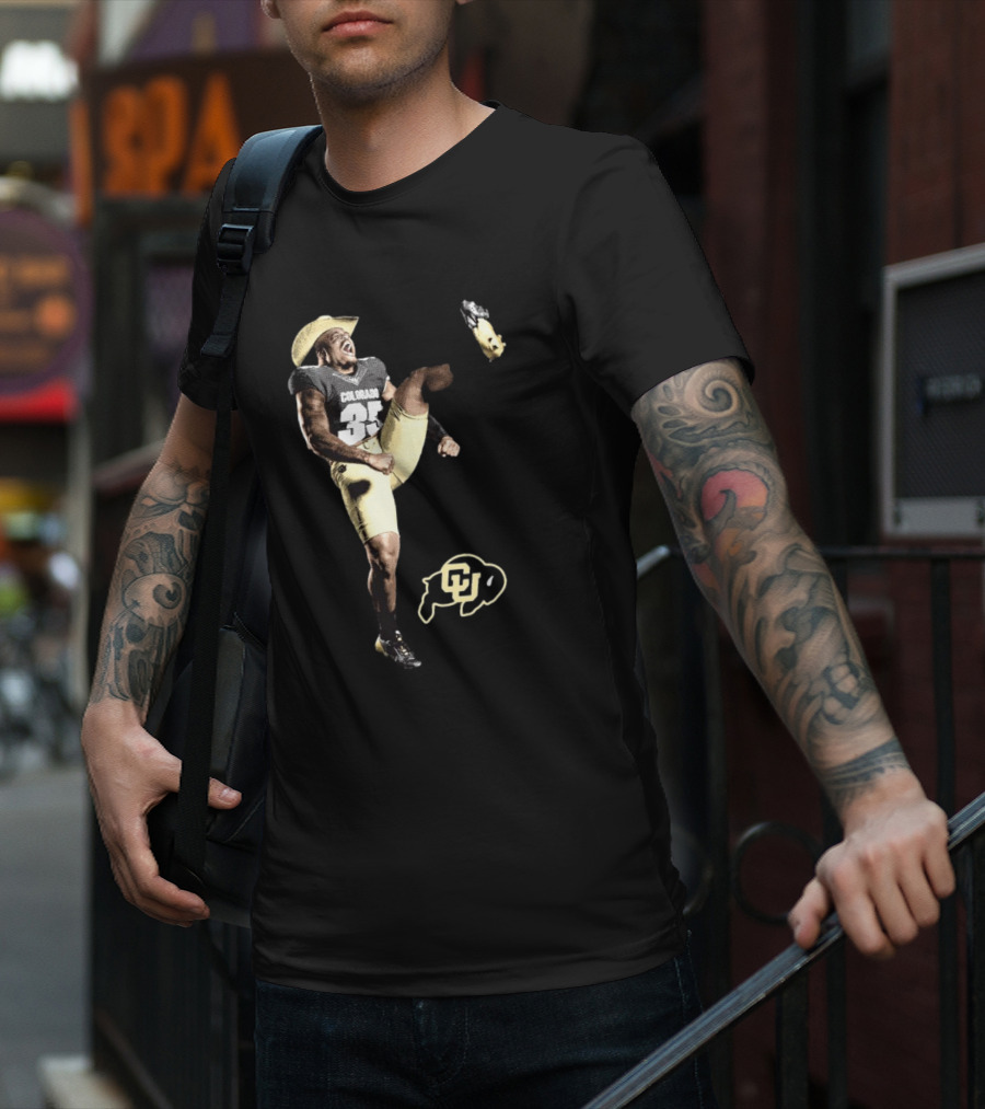 Colorado Buffs BJ Green II Cowboy Hat 90s Style Football Player With CU T-Shirt