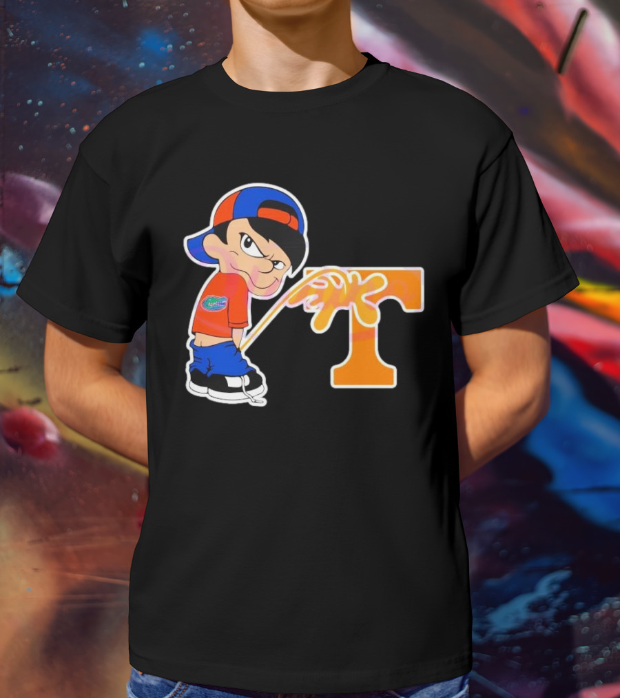 Funny Boy Florida Gators Peeing On Tennessee Volunteers T-Shirt