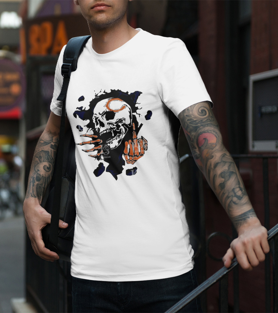 Chicago Bears Skull Middle Finger Logo T-Shirt