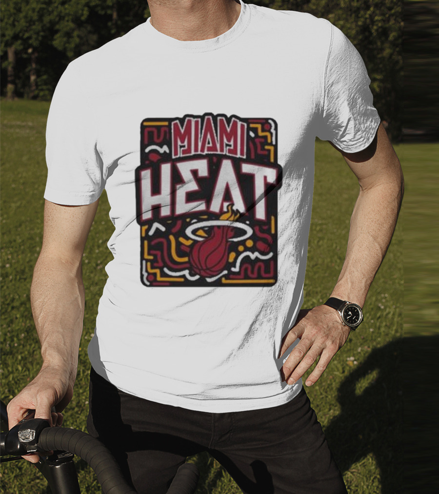 MIAMI HEAT Vibes Basketball Flame T-Shirt