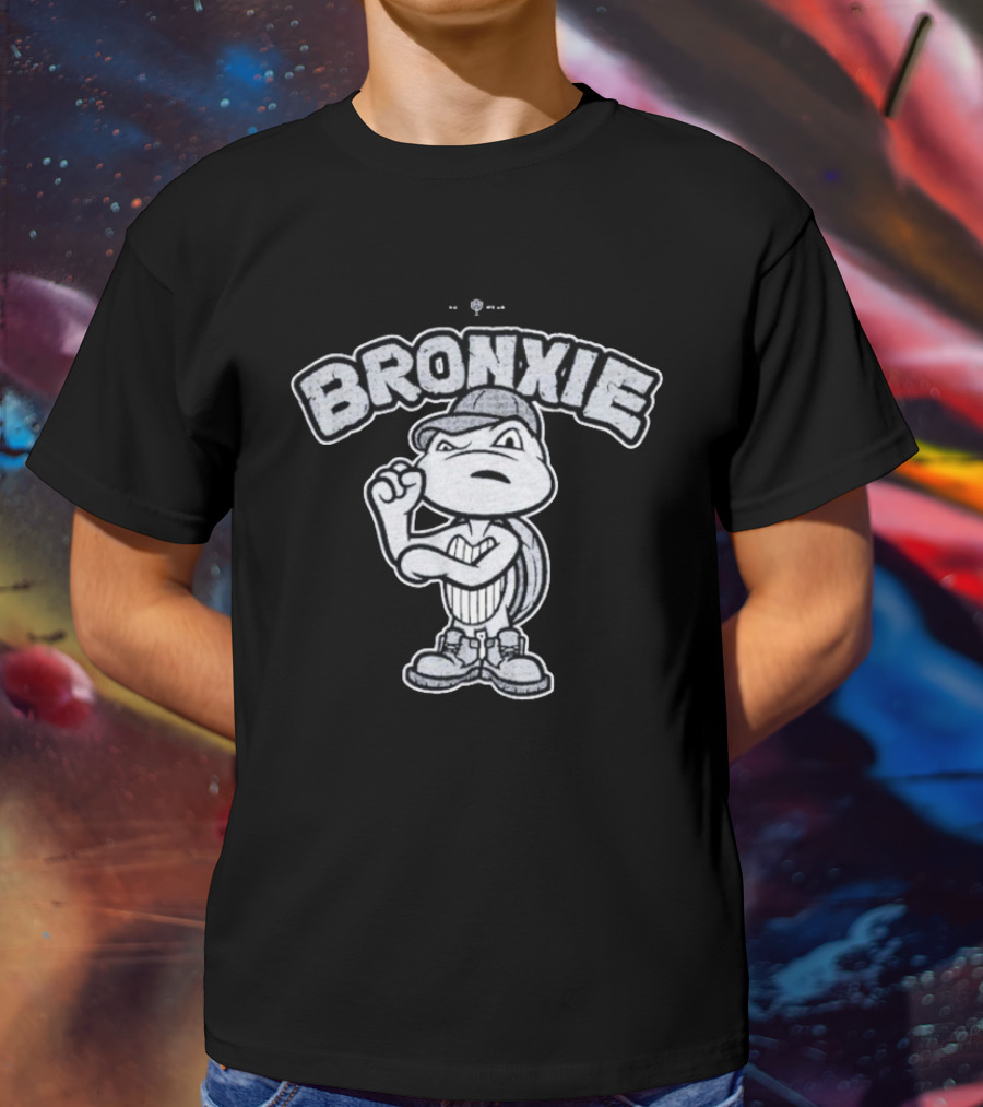 New York Yankees Bronxie The Turtle Mascot With Cap And Sneakers T-Shirt