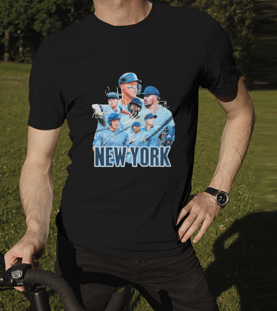 New York Yankees MLB Players Series Signatures Team Portrait T-Shirt