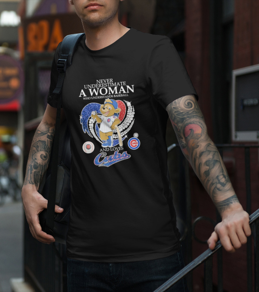 Never Underestimate A Woman Who Understands Baseball And Loves Cubs Chicago Mascot Clark Diamond Heart T-Shirt