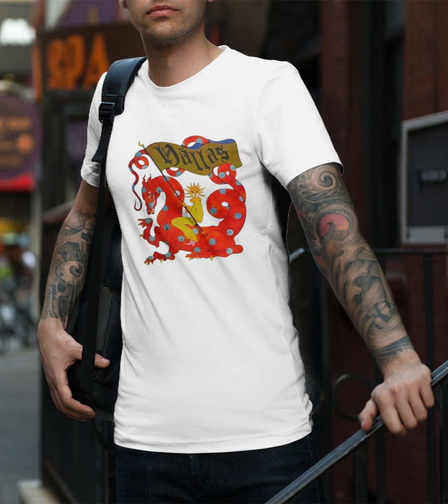 Hällas Flower Knight Riding Red Polka Dot Dragon T-Shirt