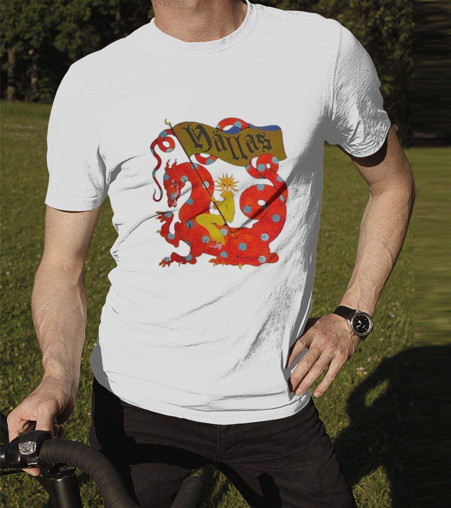 Hällas Flower Knight Riding Red Polka Dot Dragon T-Shirt