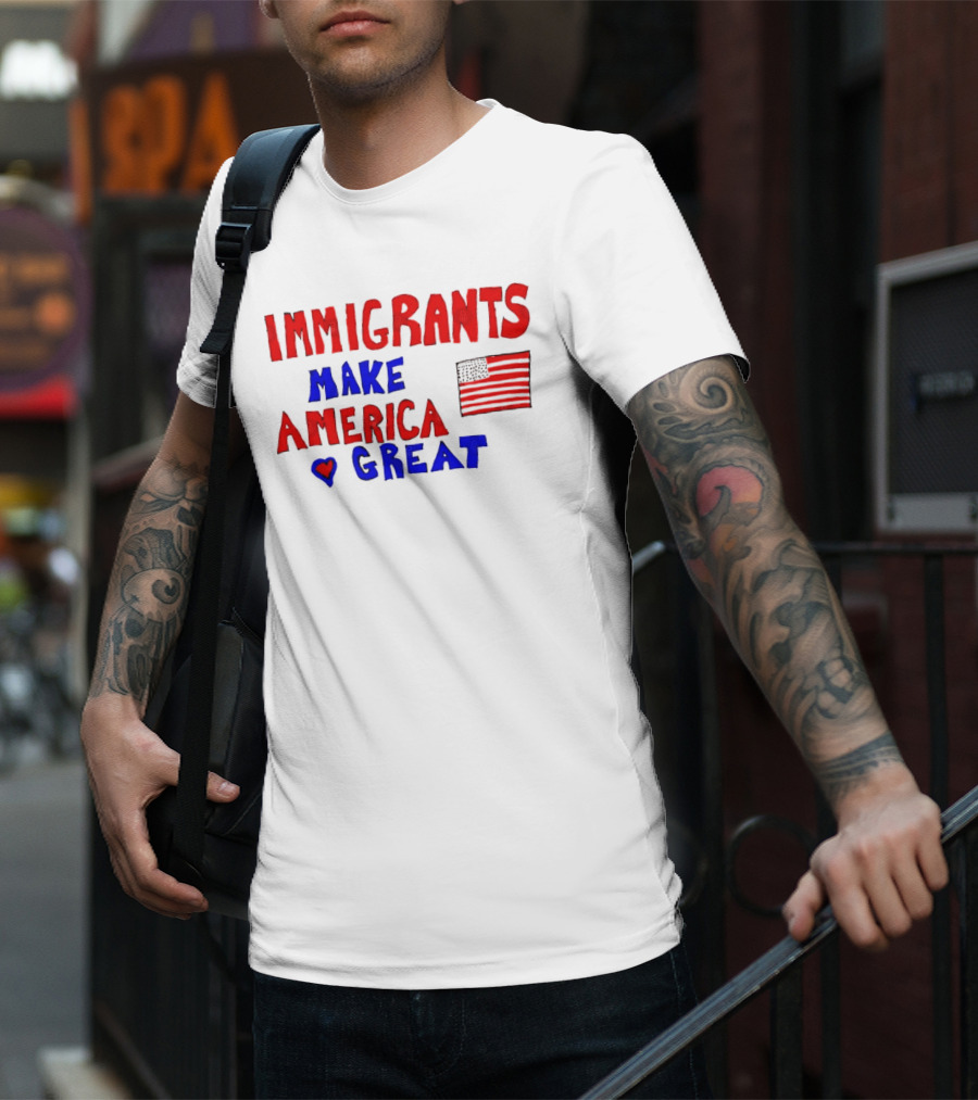 Immigrants Make America Great Heart Flag 2025 T-Shirt