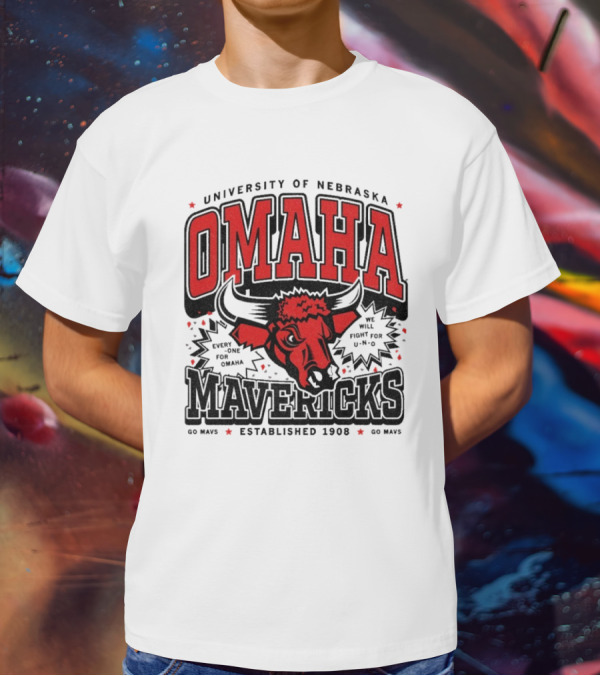 Omaha Mavericks Max Collegiate Bull Symbol With Stars T-Shirt