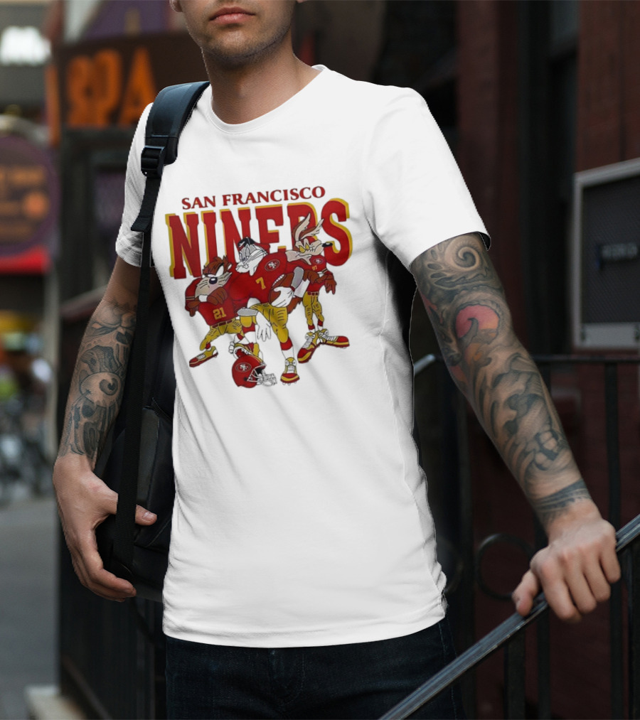 San Francisco 49ers Looney Tunes Cartoon Characters In Team Uniforms T-Shirt