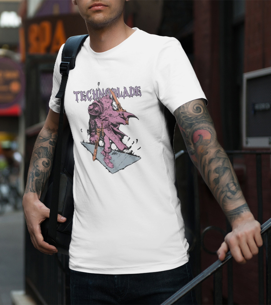 Technoblade Blood God Knight With Sword And Shield T-Shirt