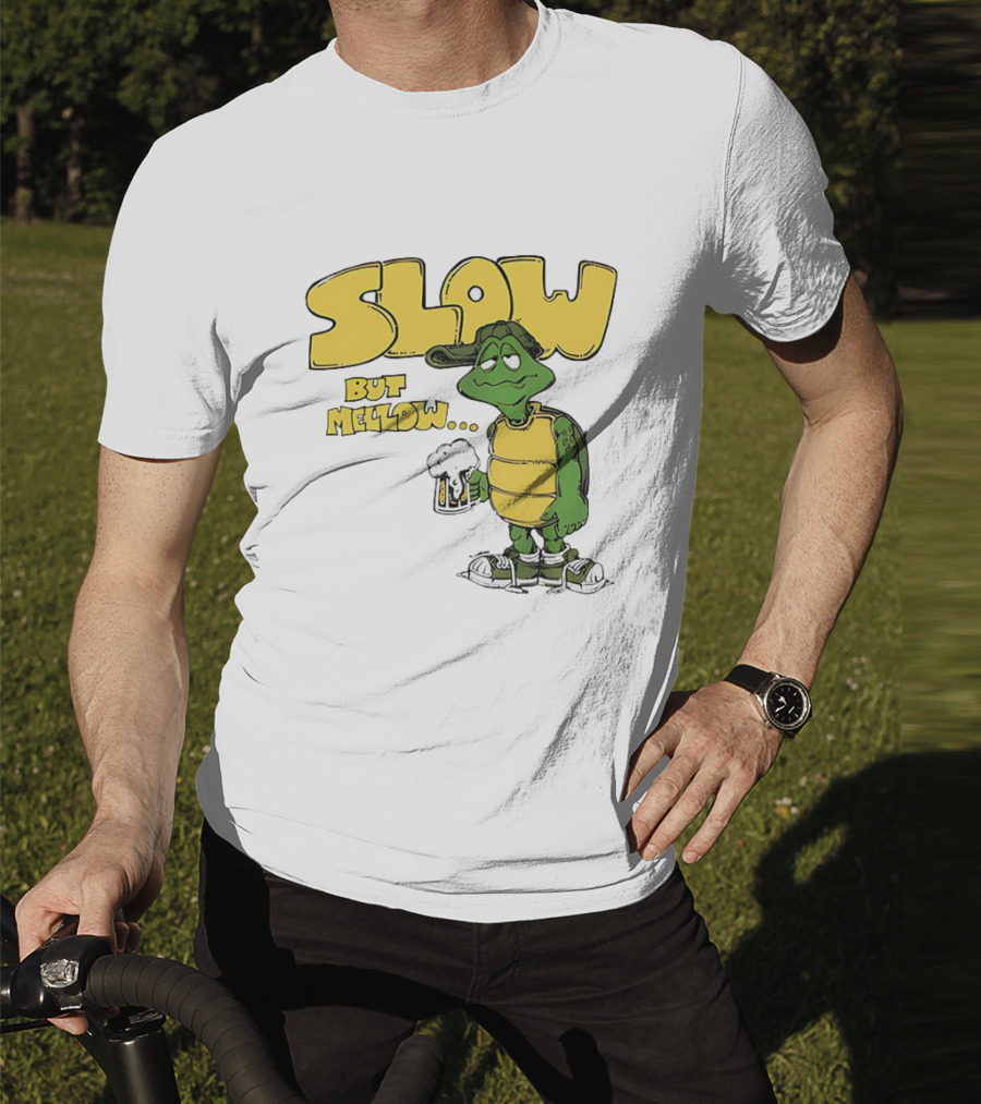 Slow But Mellow Turtle With Beer Retro Vintage 70s Style T-Shirt