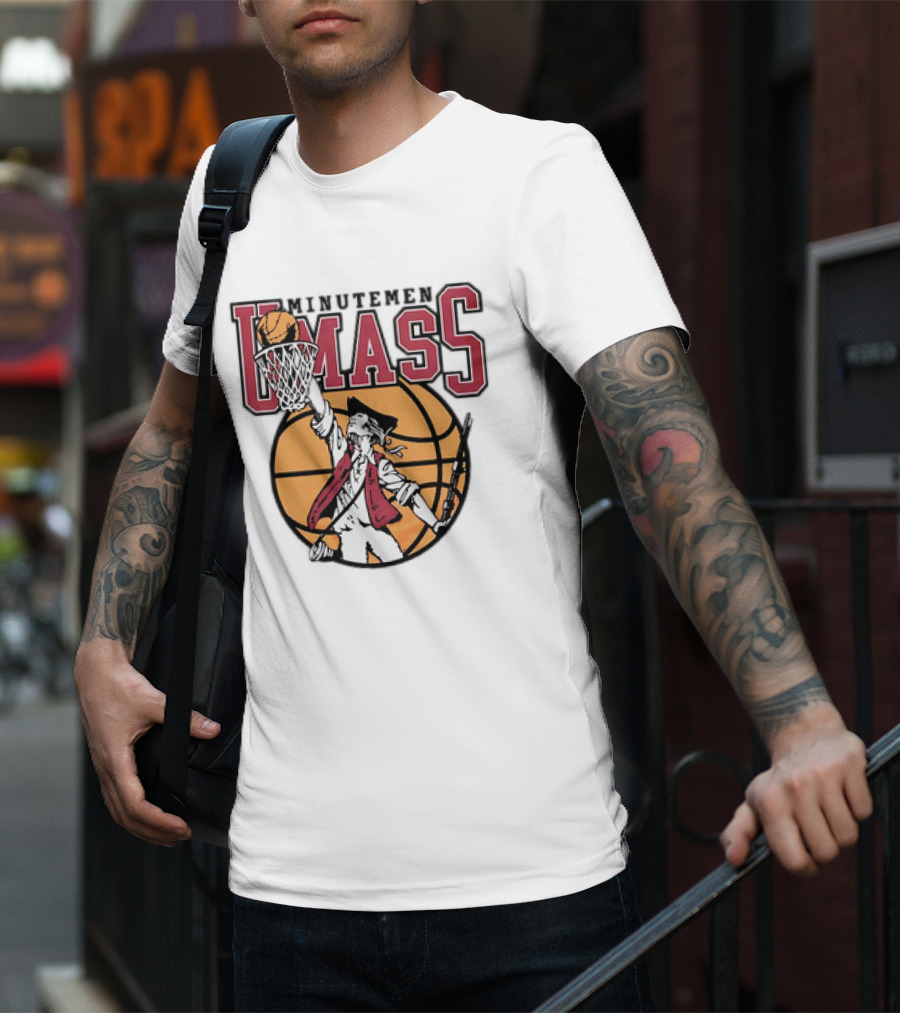 UMass Minutemen Basketball Retro Throwback Dunking Minuteman Basketball Graphic T-Shirt