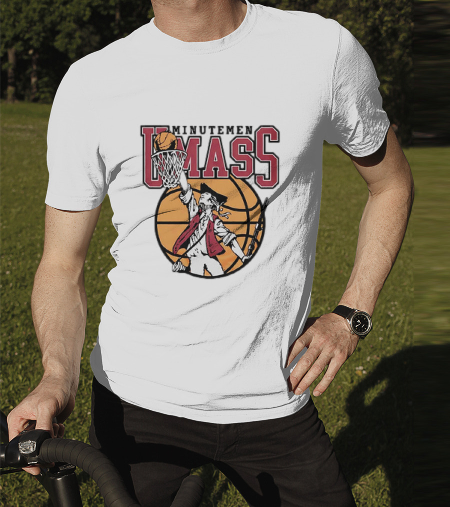 UMass Minutemen Basketball Retro Throwback Dunking Minuteman Basketball Graphic T-Shirt