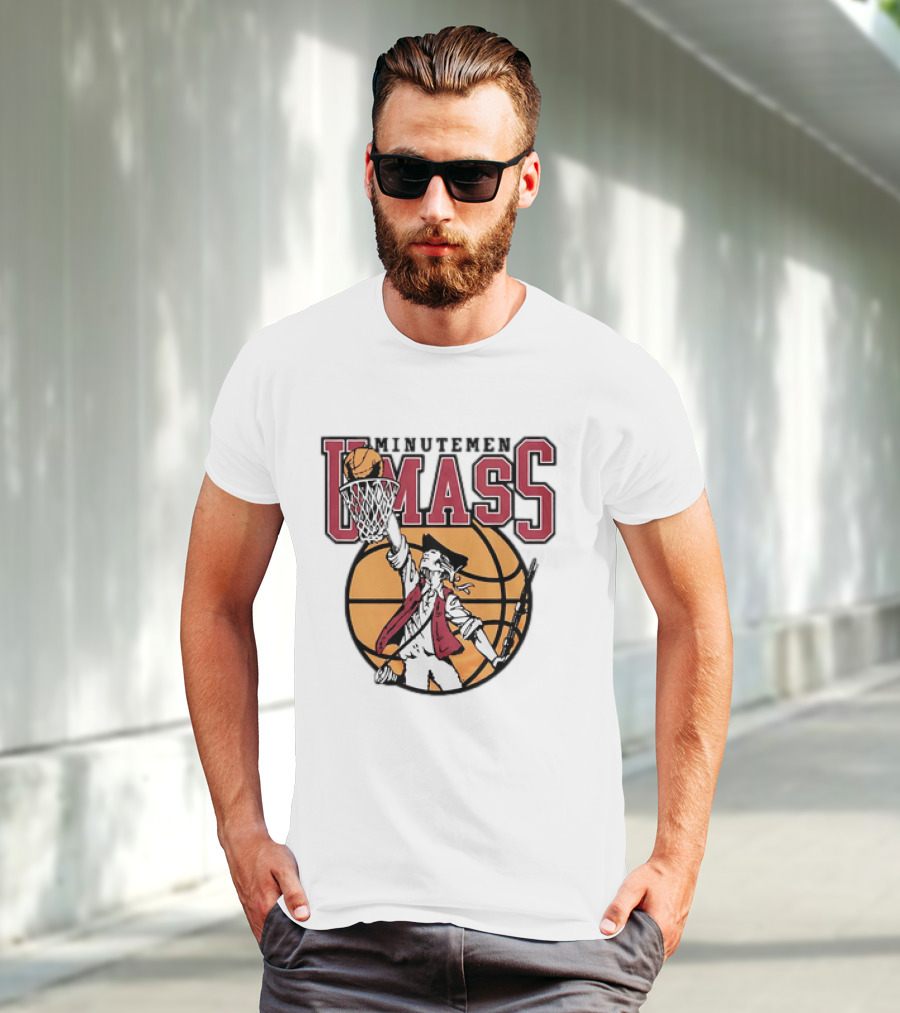 UMass Minutemen Basketball Retro Throwback Dunking Minuteman Basketball Graphic T-Shirt