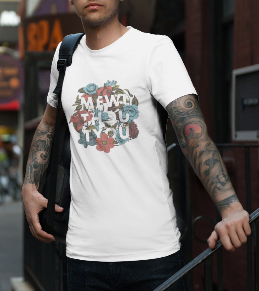 Mewi Thou Tyou White Flowers Roses Blue Red T-Shirt