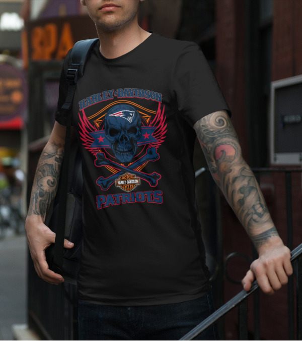 Harley Davidson New England Patriots Skull And Crossbones T-Shirt