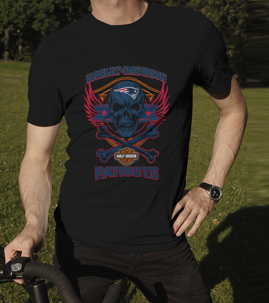 Harley Davidson New England Patriots Skull And Crossbones T-Shirt