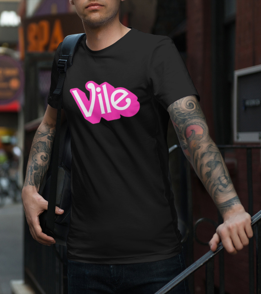 Louise Distras Vile Barbie Punk T-Shirt