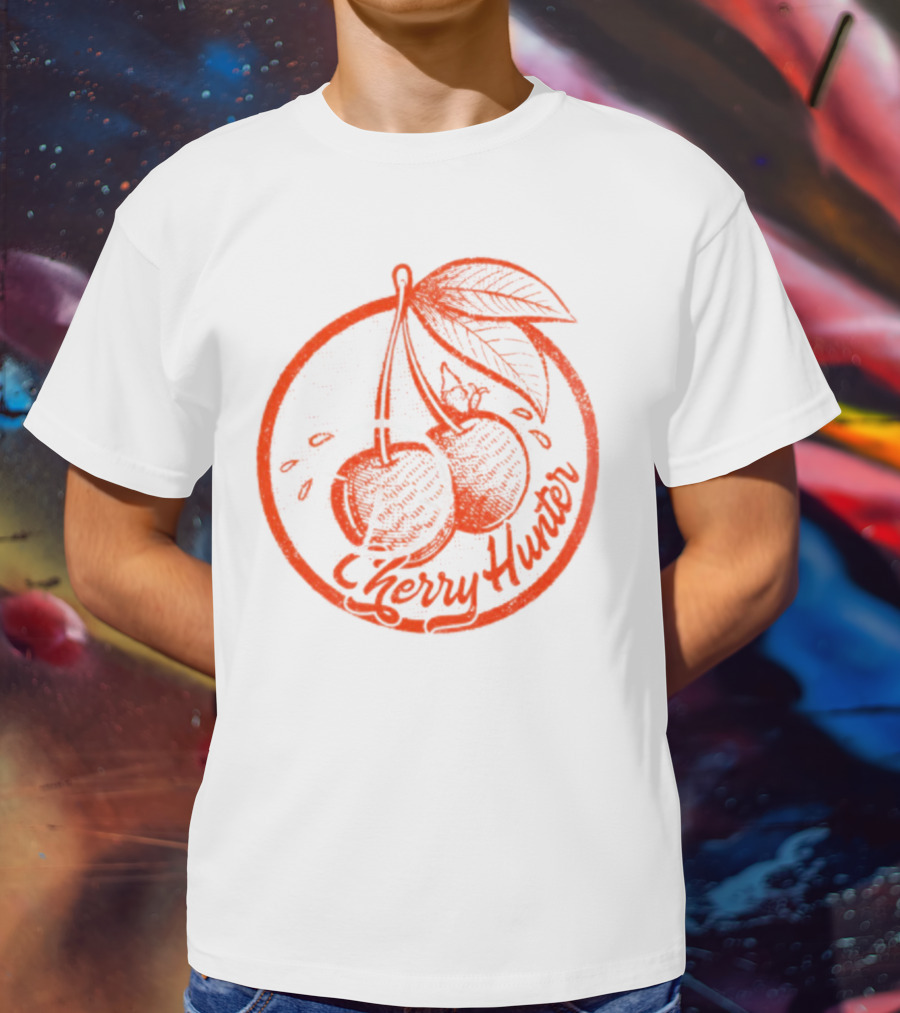 Cherry Hunter Vintage Retro Design Cherries T-Shirt