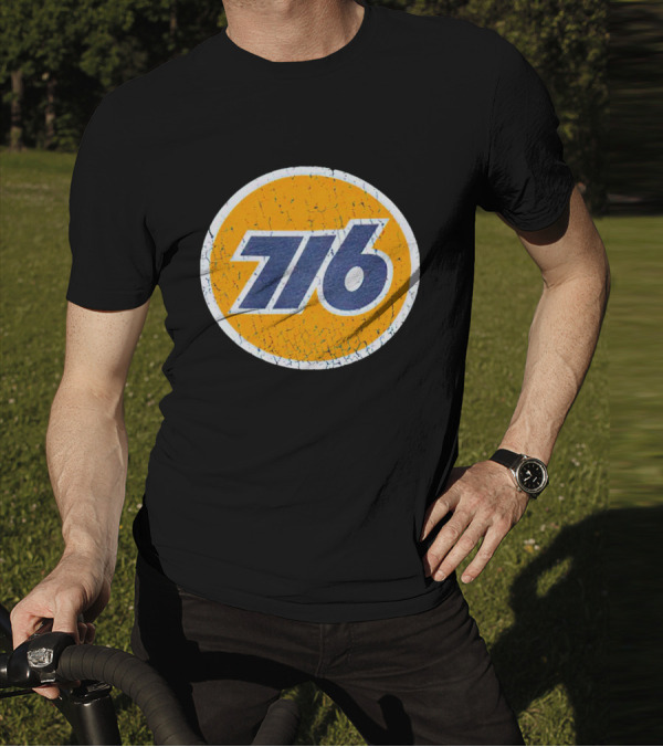 Pumped Up 716 Retro Sports Number Circle T-Shirt
