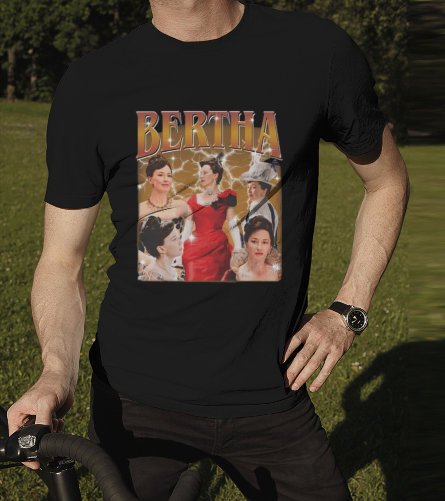 Bertha The Boss Glamorous Vintage Fashion Queens T-Shirt