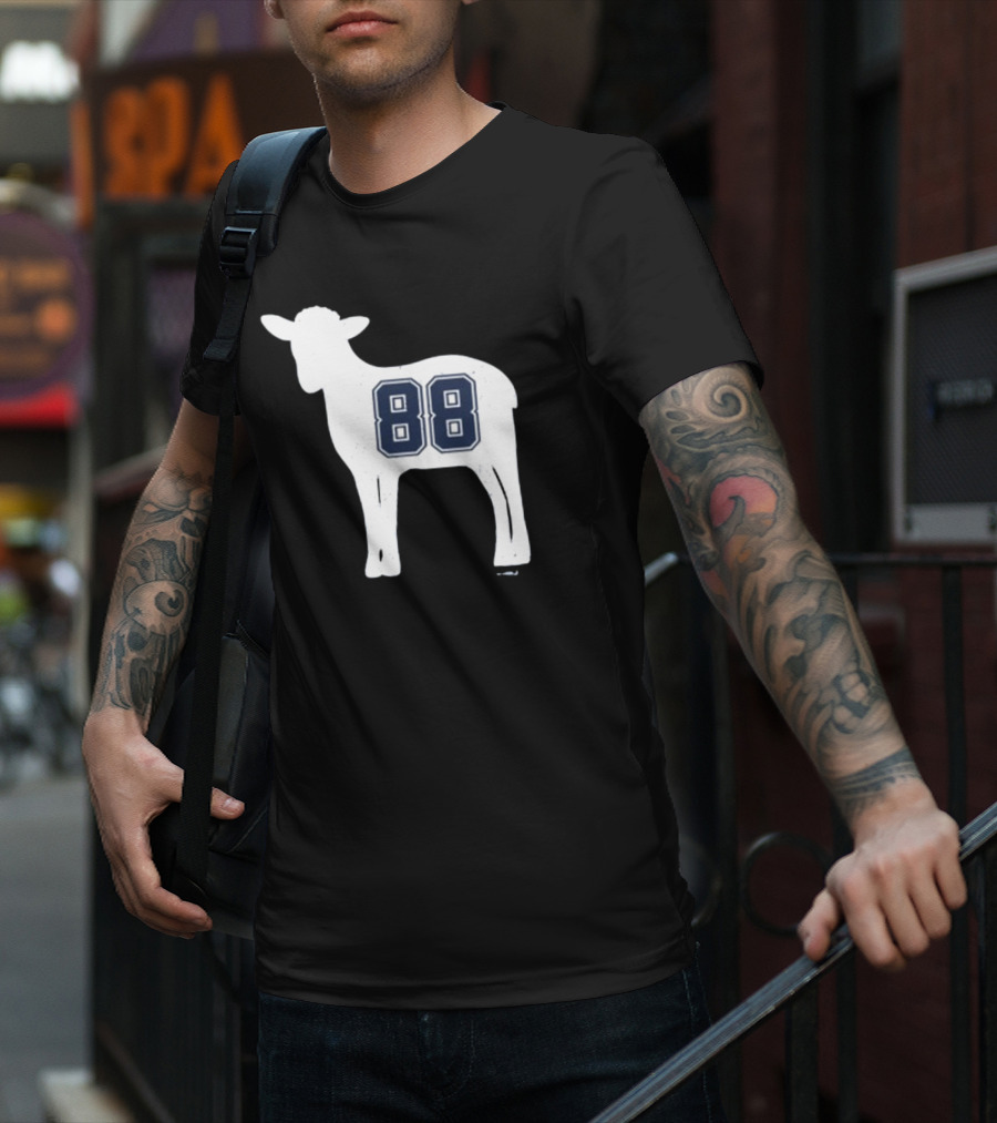 Thvingtay Lamb Of Dallas 88 T-Shirt