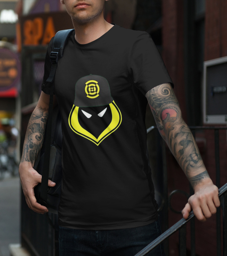 Lag-Liners Stealth Emblem With Black Cap And Yellow T-Shirt