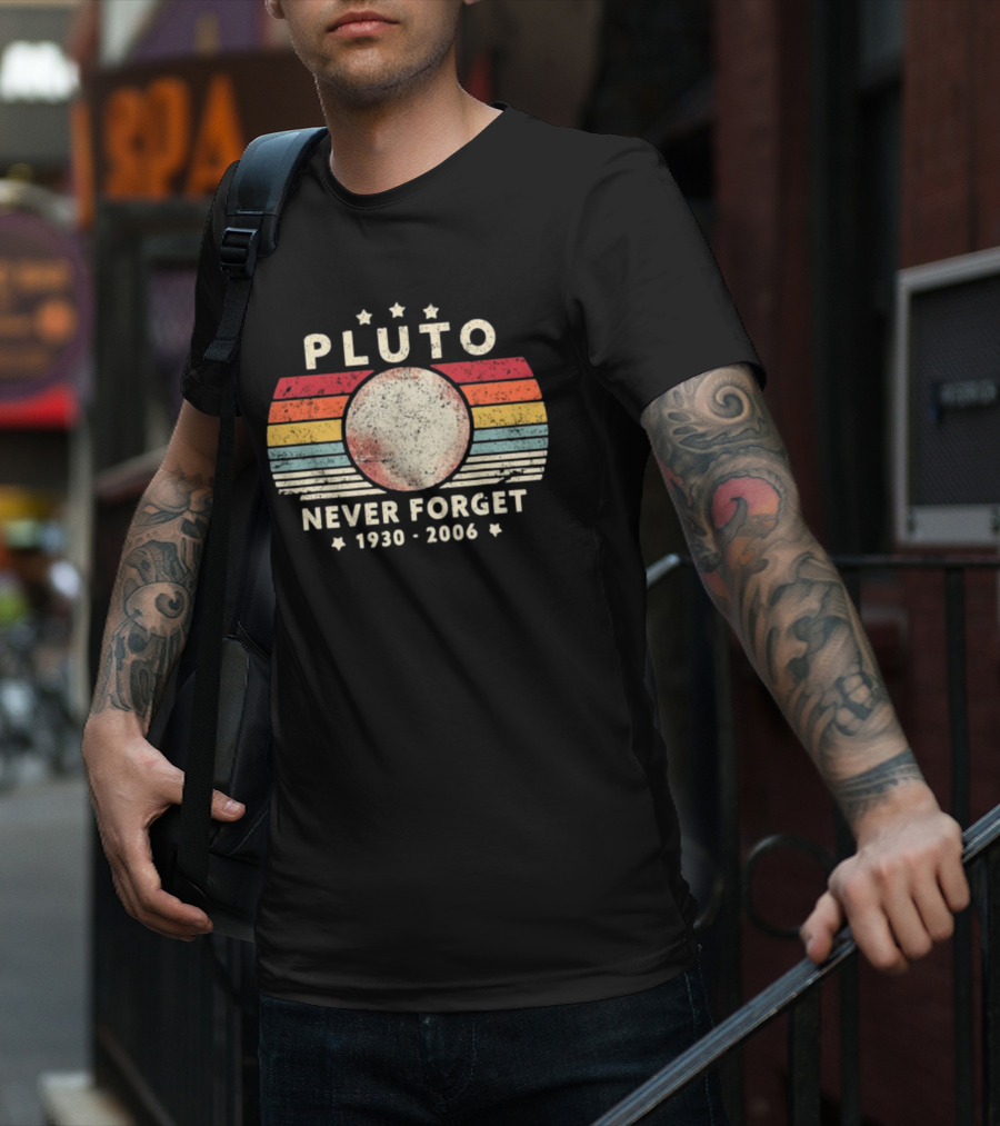 George Springer Pluto Never Forget 1930 2006 Retro Stripes T-Shirt
