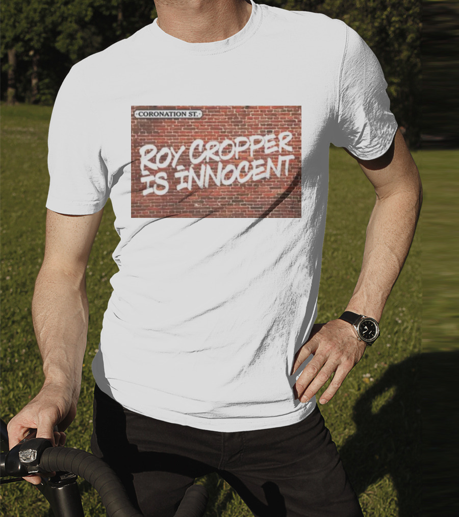 Coronation St Roy Cropper Is Innocent Brick Wall Graffiti Text T-Shirt