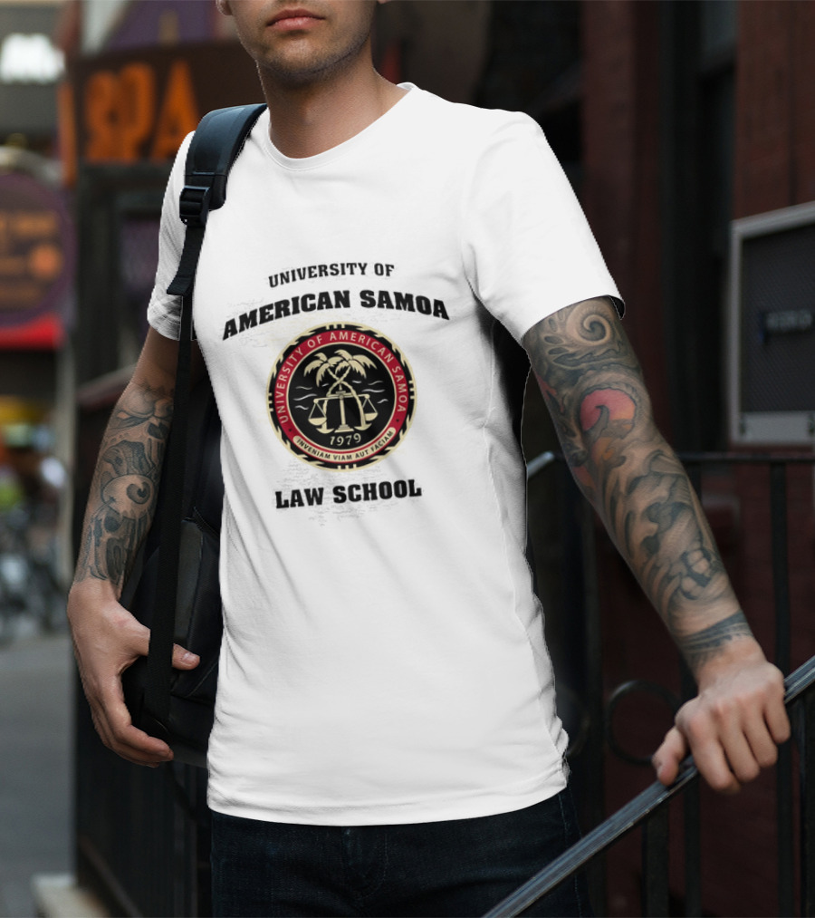 University Of American Samoa Law School Seal 1979 Riventiam Viam Aut Faciam T-Shirt