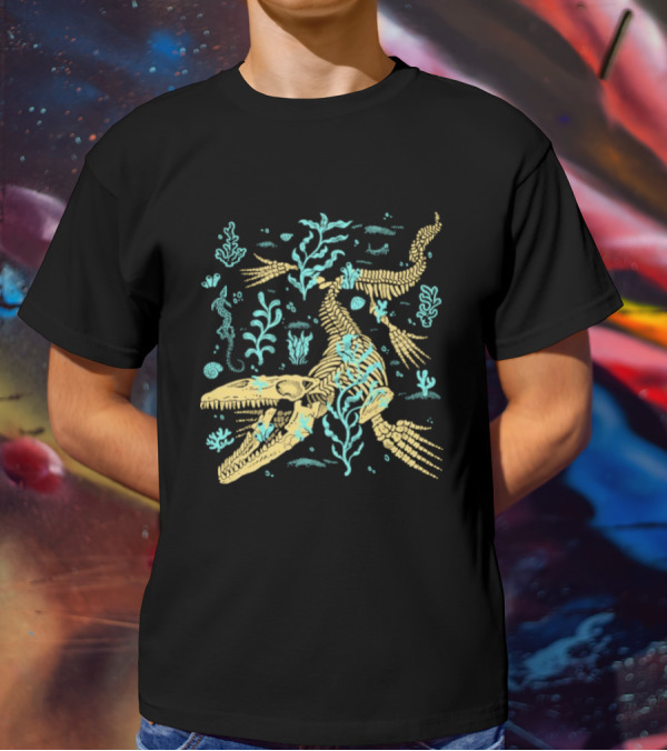 Mosasaurus Fossils Fitas Underwater Skeleton And Seaweed Scene T-Shirt