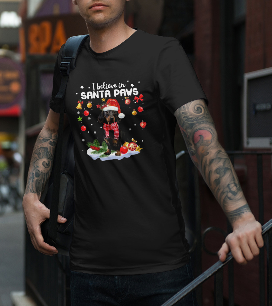 I Believe In Santa Paws Dachshund Merry Christmas T-Shirt