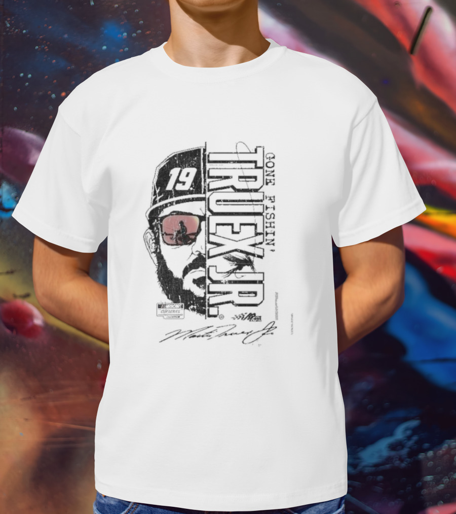 Martin Truex Jr Joe Gibbs Racing Team Gone Fishin’ 19 Racing Silhouette Sunglasses Graphic Signature T-Shirt
