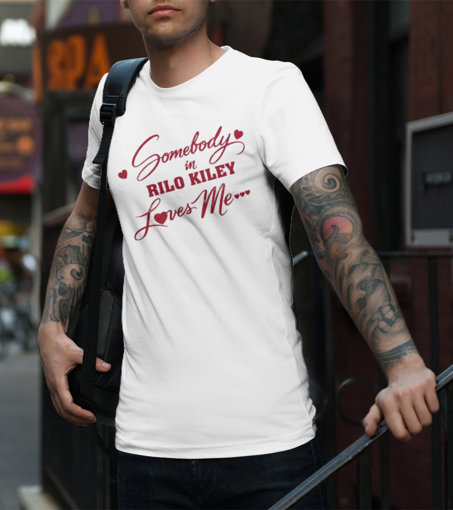 Somebody In Rilo Kiley Loves Me Hearts Design T-Shirt