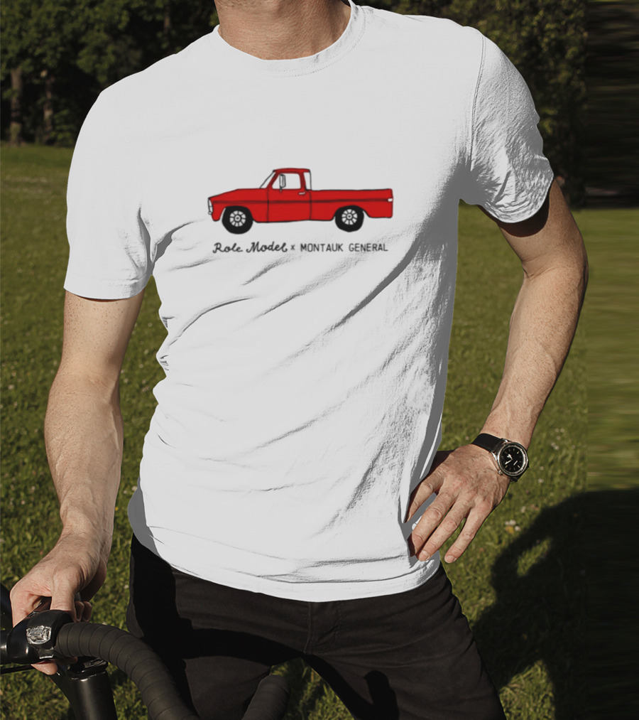 Montauk General X Role Model Red Pickup Truck Vintage Style T-Shirt