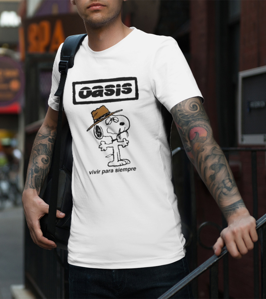 Snoopy Oasis Vivir Para Siempre Taza Café En El Desierto Icono Vintage T-Shirt