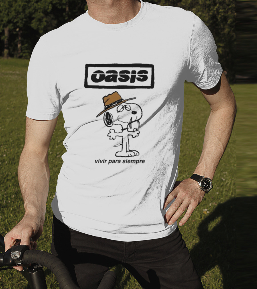 Snoopy Oasis Vivir Para Siempre Taza Café En El Desierto Icono Vintage T-Shirt