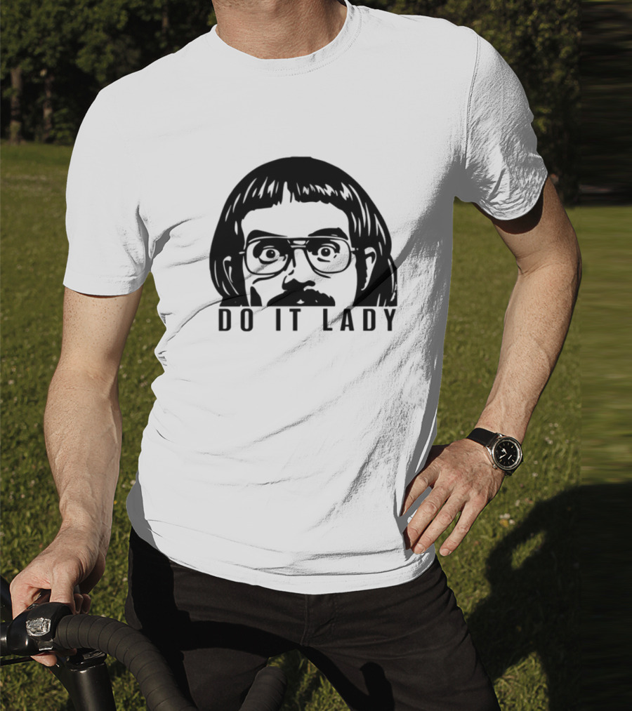 DO IT LADY Peeking Drawing Glasses Face T-Shirt