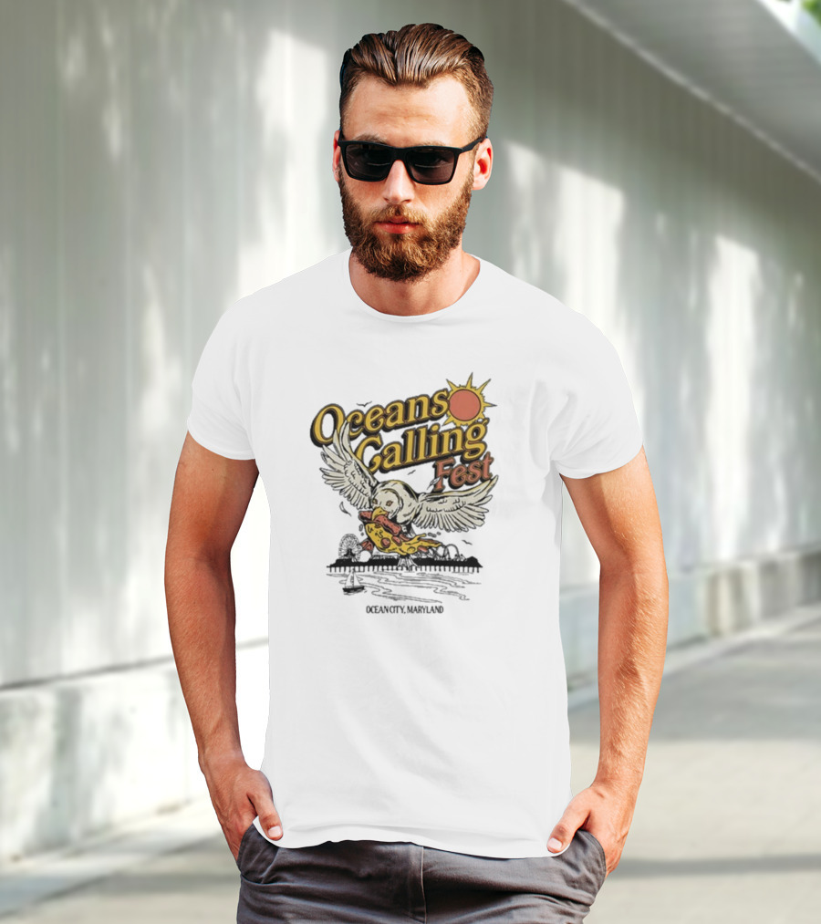 Oceans Calling Fest Seagull With Pizza Graphic T-Shirt
