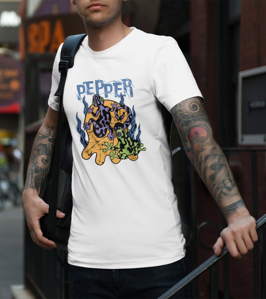 Pepper Skullconut Amphibians Psychedelic Frogs Graphic T-Shirt