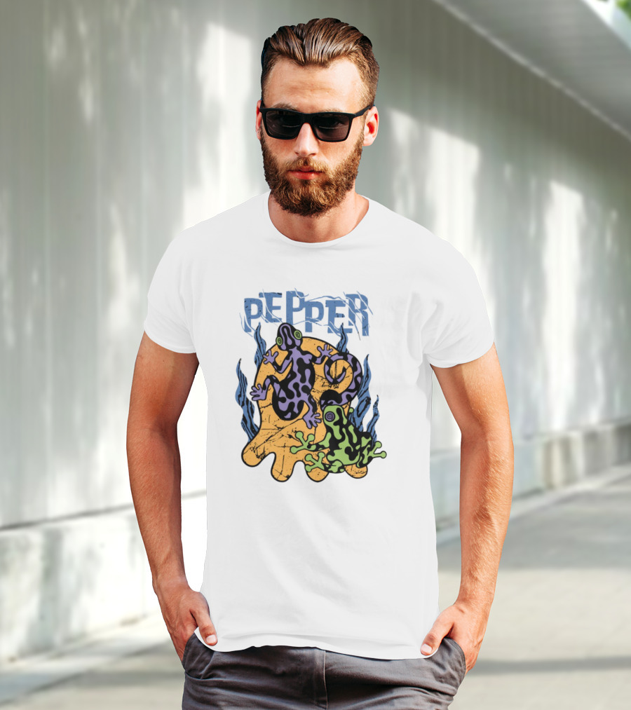 Pepper Skullconut Amphibians Psychedelic Frogs Graphic T-Shirt