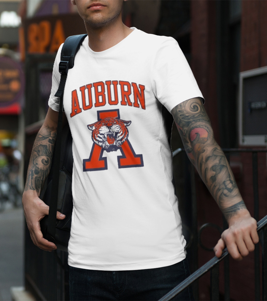 Auburn Tigers Roaring Vintage Logo Retro College Spirit T-Shirt